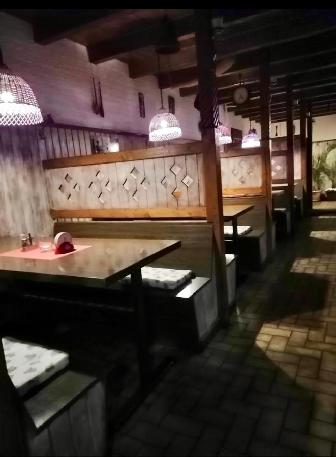 Отель Zaboj Restaurant Карловы Вары Экстерьер фото